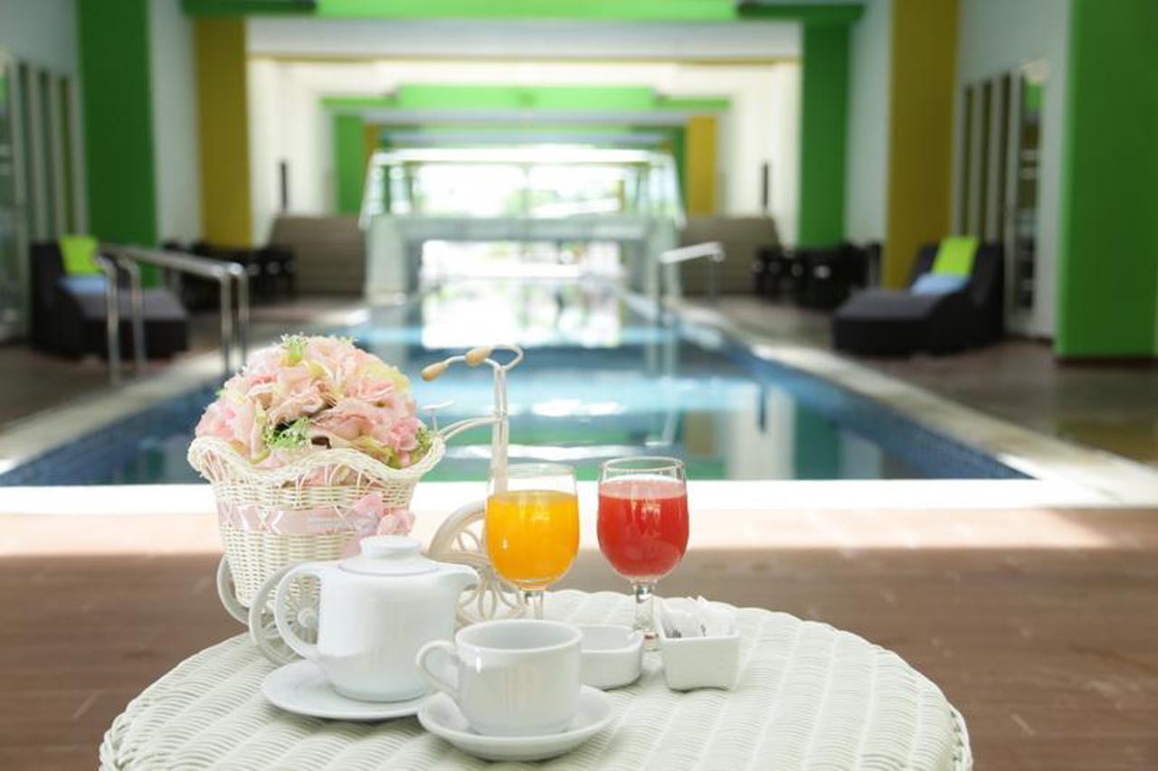 Maxonehotels At Resort Makassar Eksteriør bilde