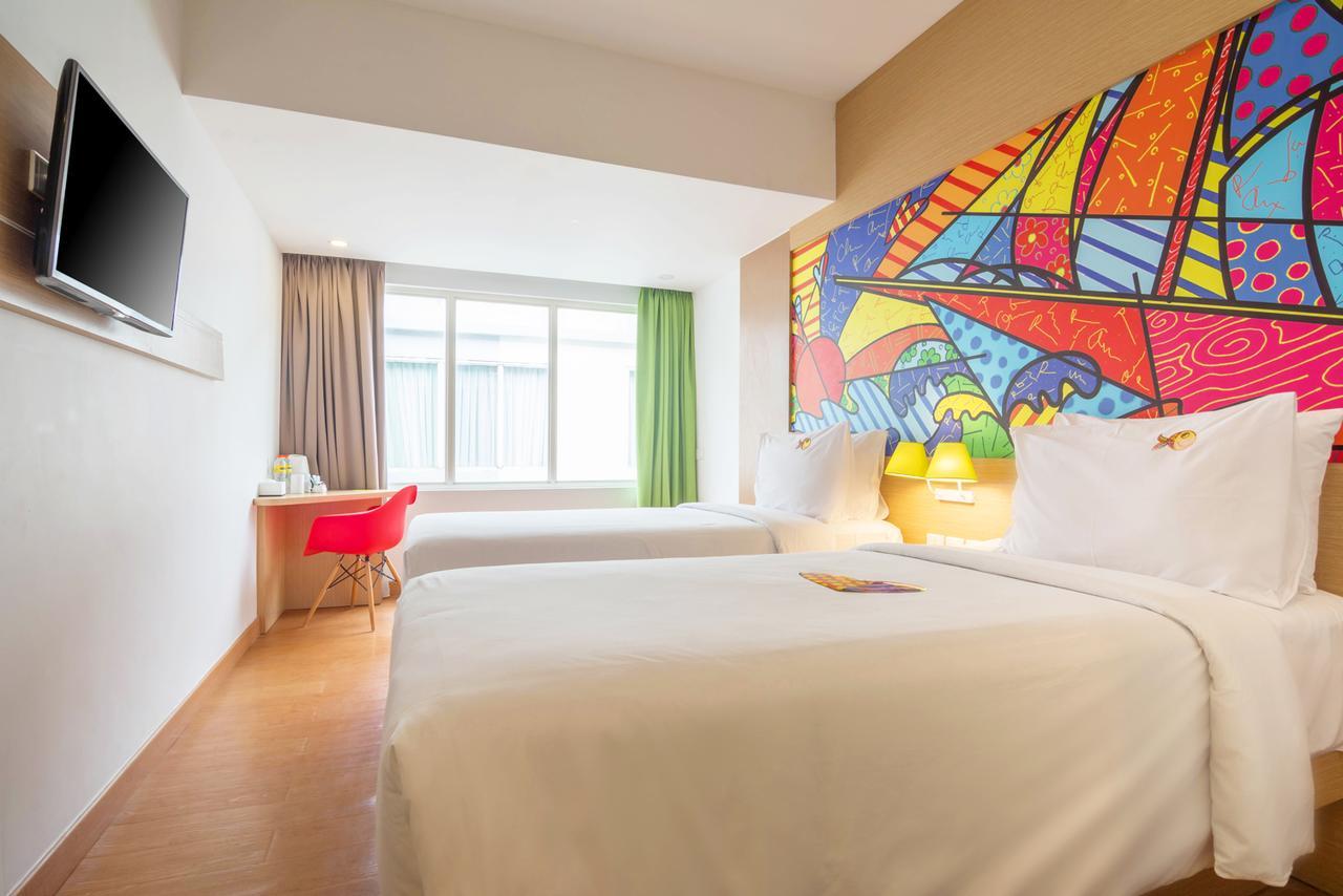 Maxonehotels At Resort Makassar Eksteriør bilde